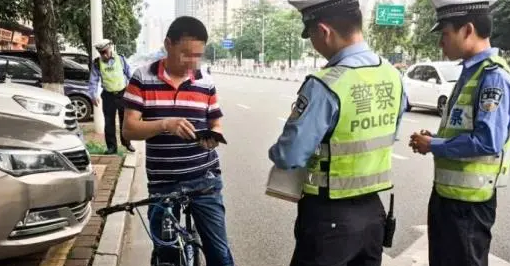 酒后騎自行車也算酒駕？交警：喝酒騎自行車也屬于是酒駕！